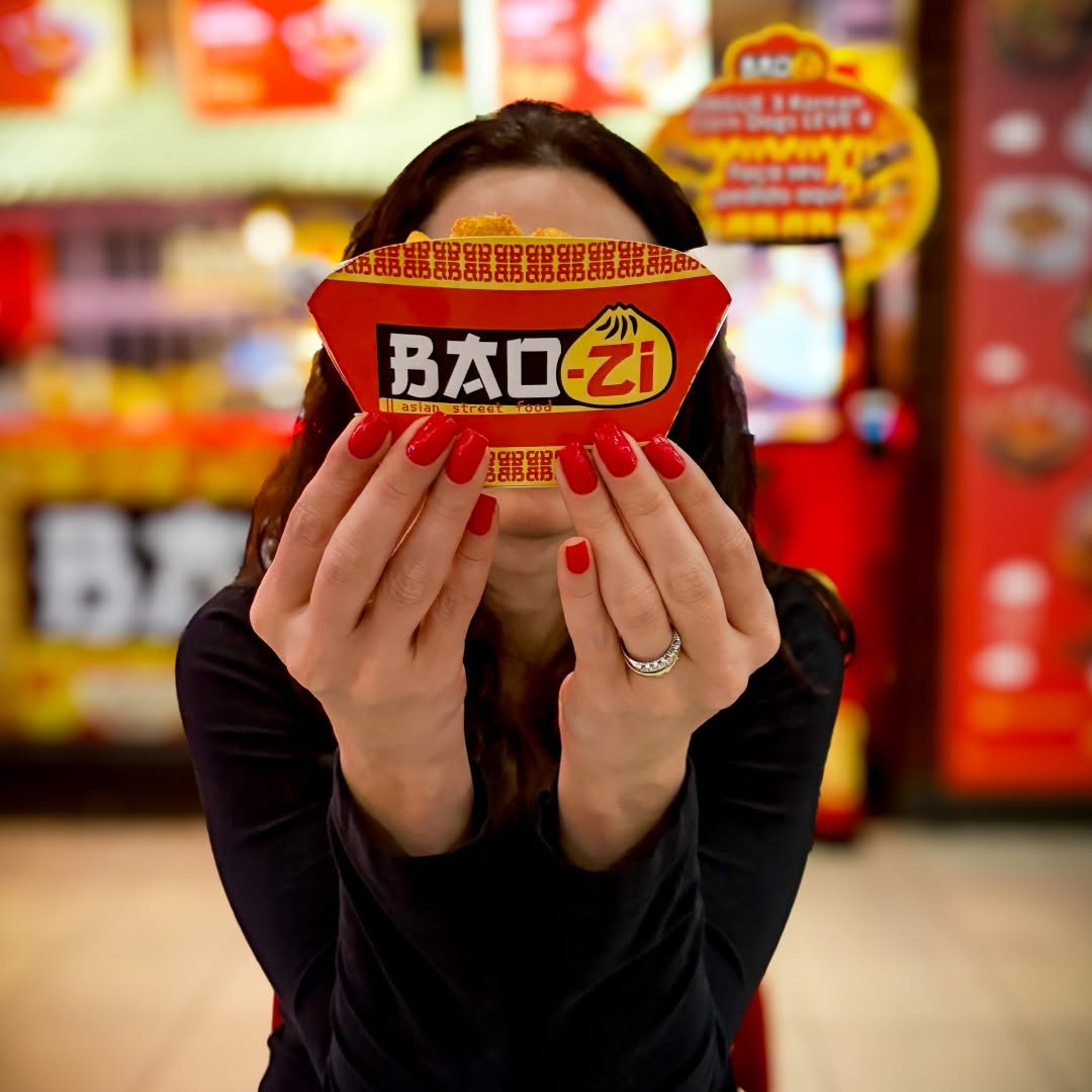 Case BAOzi — aplicação real da marca no ponto de venda