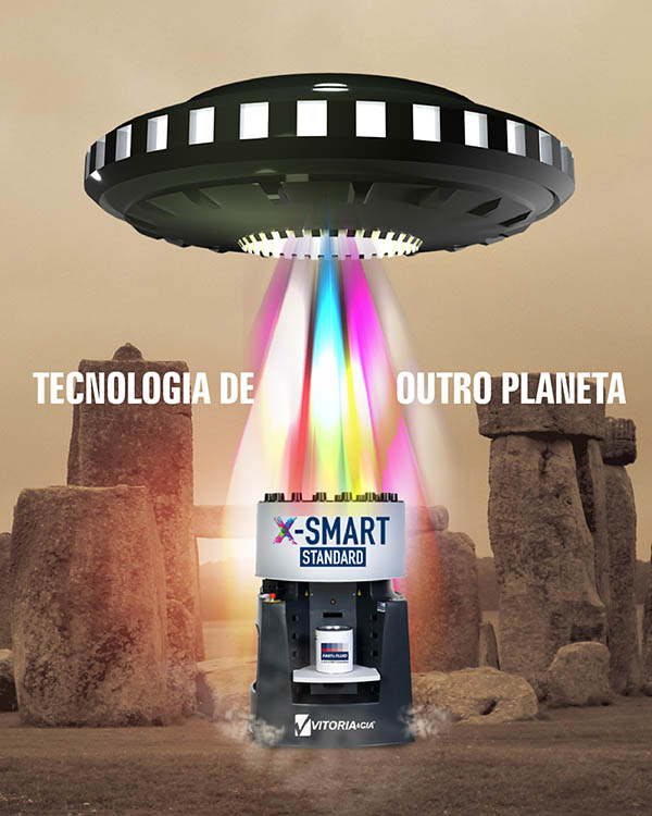 Social media — vitoriaecia planeta